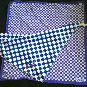 vans and rubix kangarro bandanas