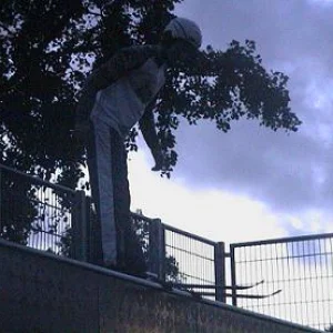 first shot off a drop in a (iron summer) skateboard halfpipe (outers wil be uploaded asap)