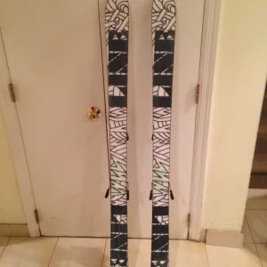 2009 Line Junior Invader