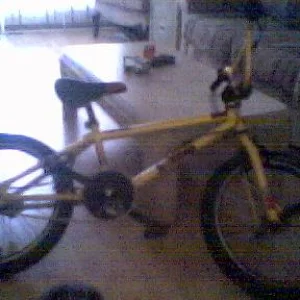 i wanna put a picture of my bike too :)