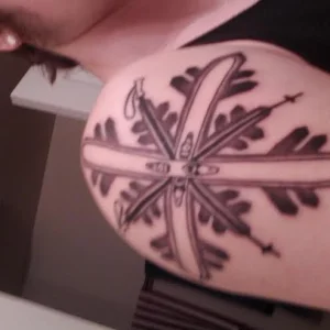 ski tat