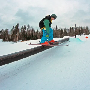 Gettin down on the down bar. 