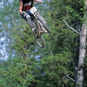 Me jumping the VXThip in @ Ã…re Mountain Mayhem