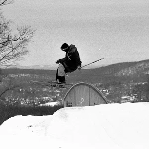 Tail Press Rainbow Rail