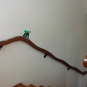 hood crew banister
