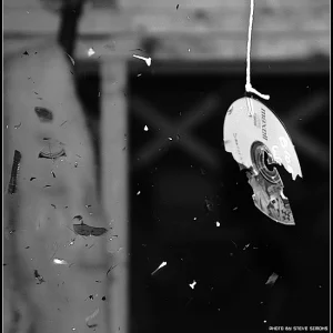 High Speed Photography: 2 CD's shattering