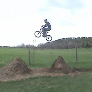 dirt jumping