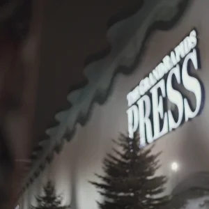 lessExtra - Sandy Boville One-footer 180 off huge Rainbow Ledge