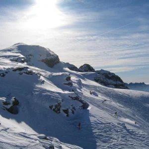 Cliffdrop backflip sequence