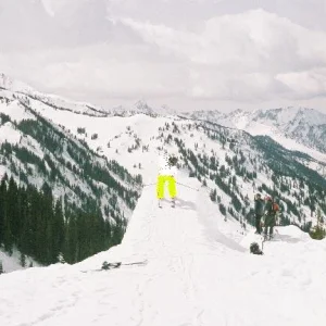 This is Chunk going off Pyramid switch about to do a cork 5 (this matches with the video..he had to