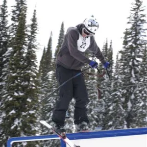 me setting up for a blind 270 off the 40 foot flat