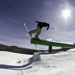 Back 4 in Kings Crown