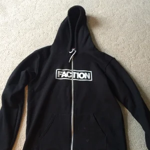xl faction hoody
