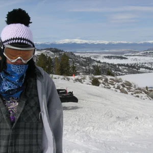 theres a lake and stuff back there.