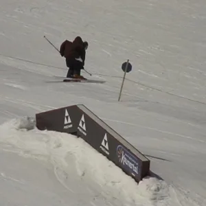 spinning on the kink box! (450)