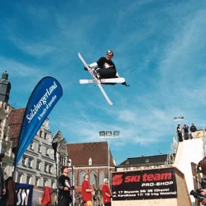 180 stalefish City Snow Show