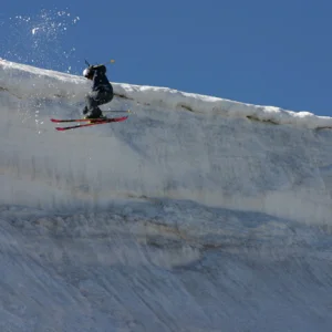 360 a 25 foot cornice