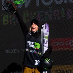 Cassie Sharpe // Superpipe