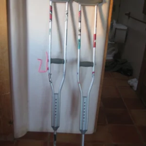 andres pimp crutches