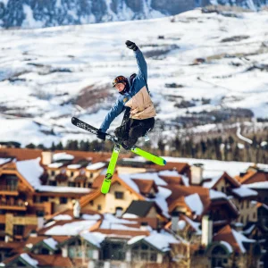 Mountain Village Mute Grab
