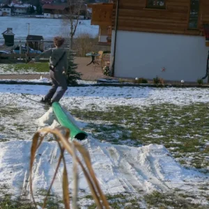 App decides which trick to do