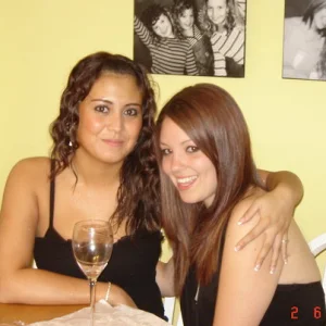 Jess and Lauren (sister) b4 club