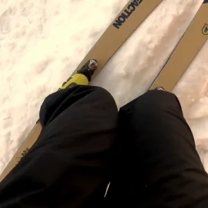 B YARD / CITY RAILS 19/20