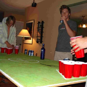 BEER PONG