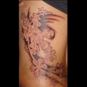 Snowflake rib tat