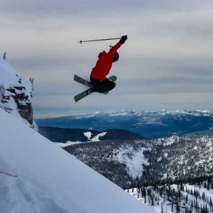Mute grabs and mountain ridges.