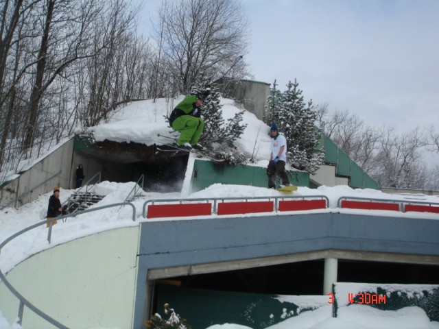 1 bomb drop in the rail paradise hehe