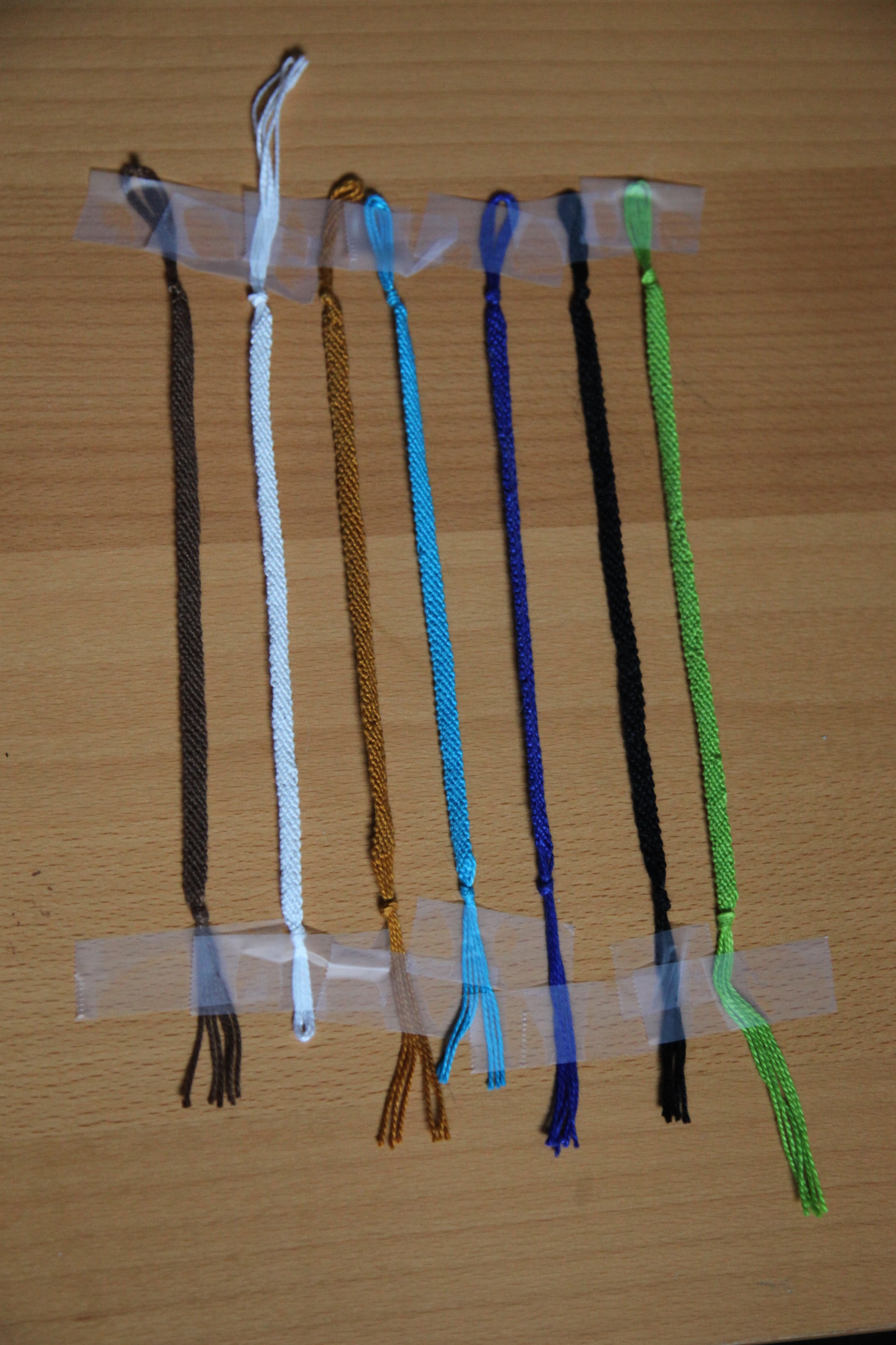 1 tone Bracelets