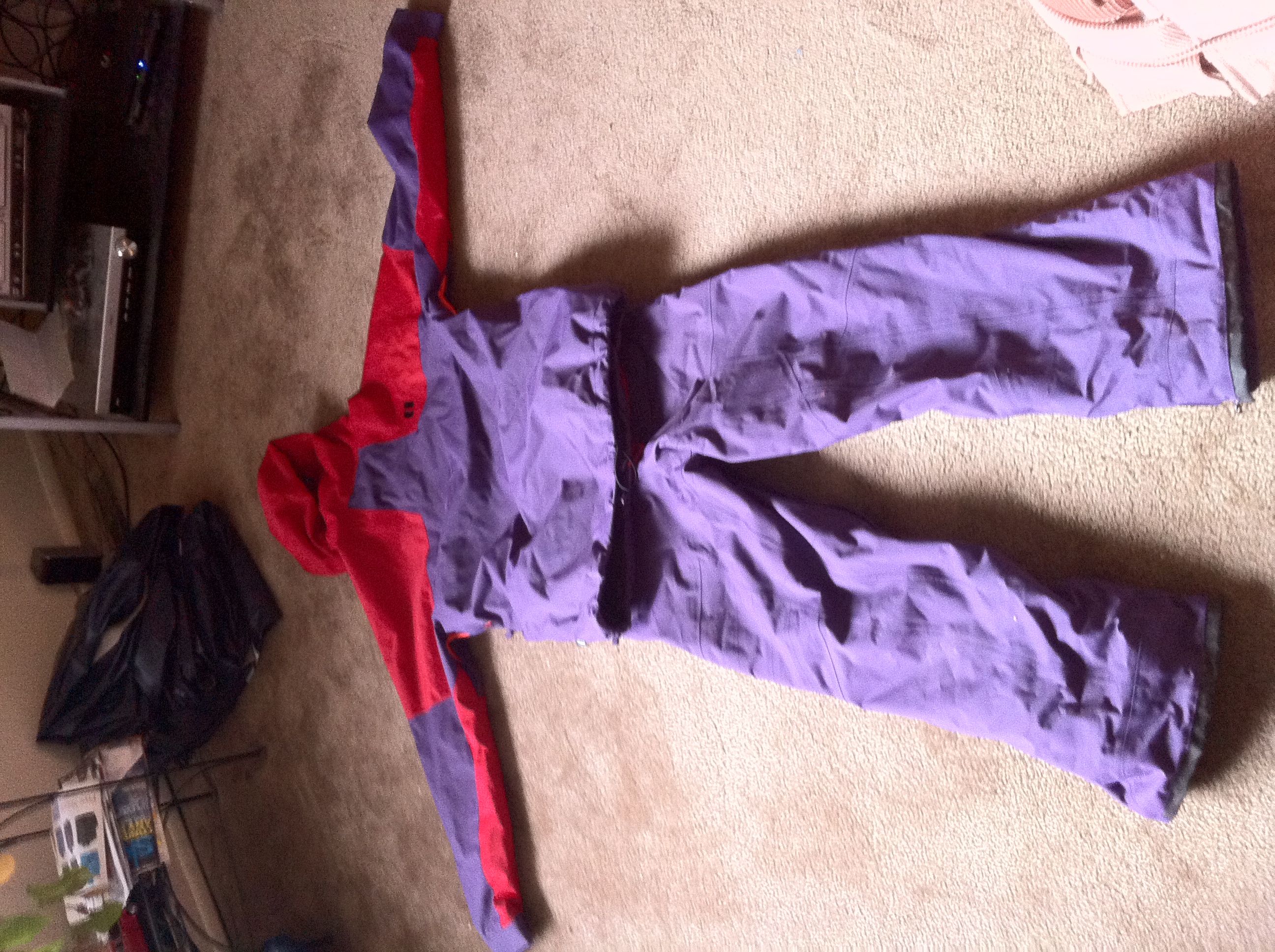 11/12 Armada suit back