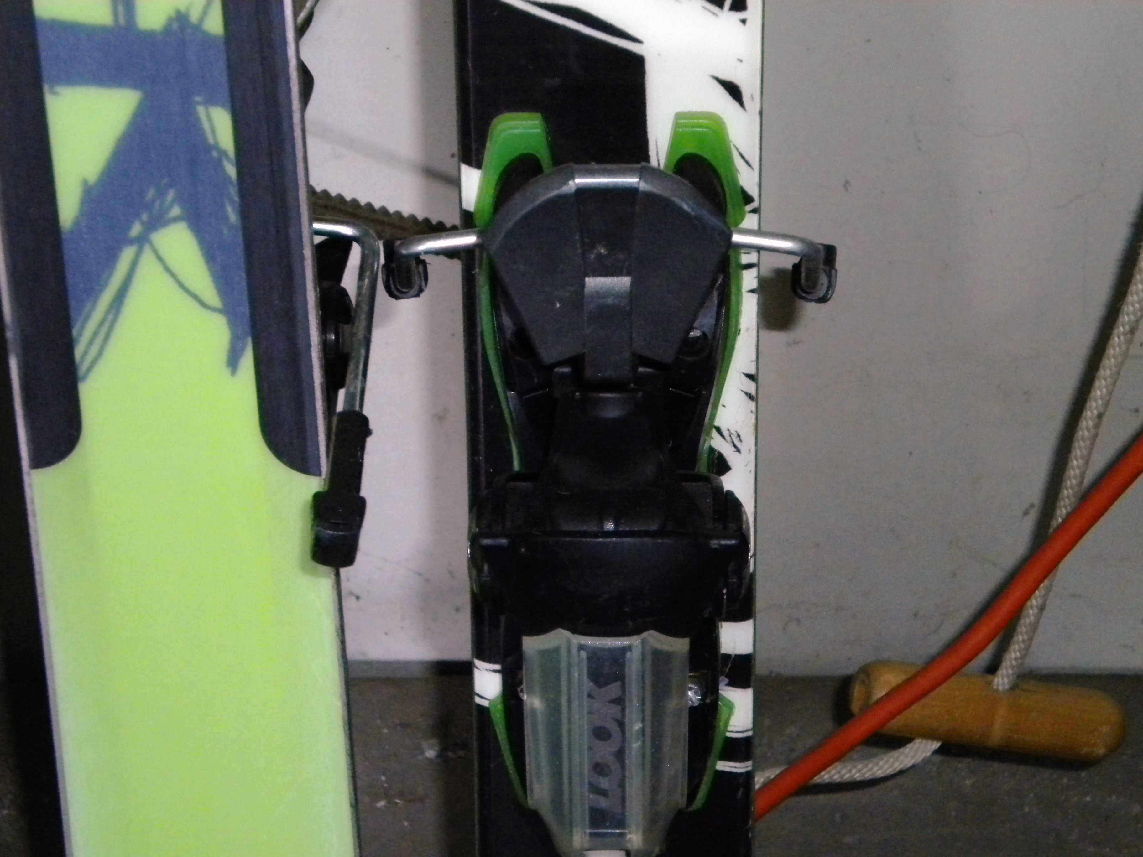 165 Trouble Makers - 3 of 4