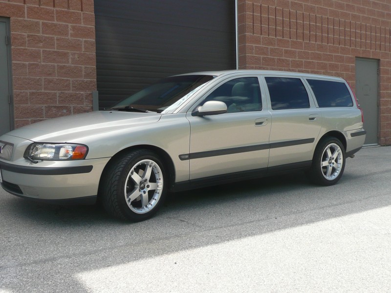 2002 Volvo V 70