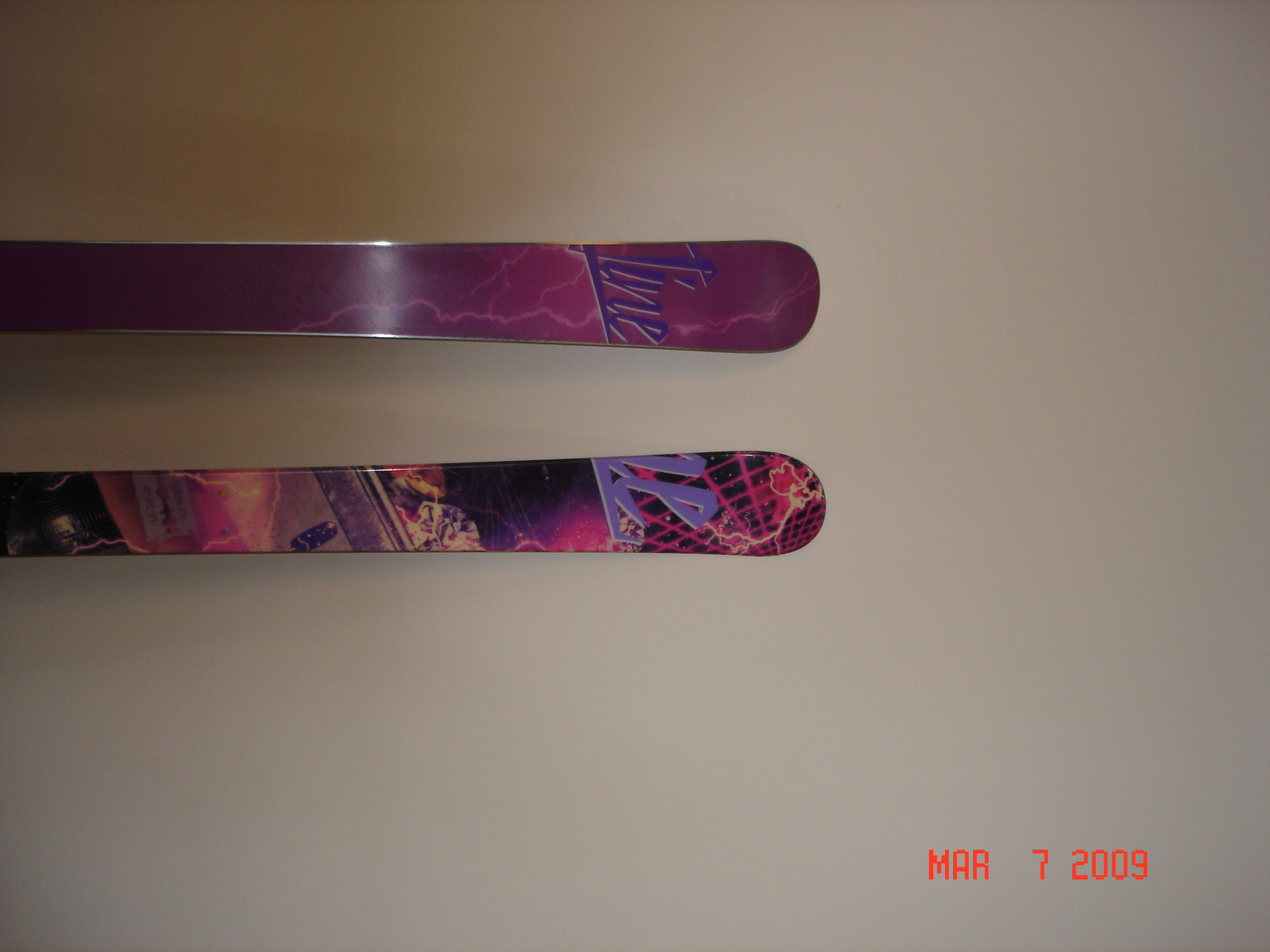 2009 Line anthems Top sheet and base