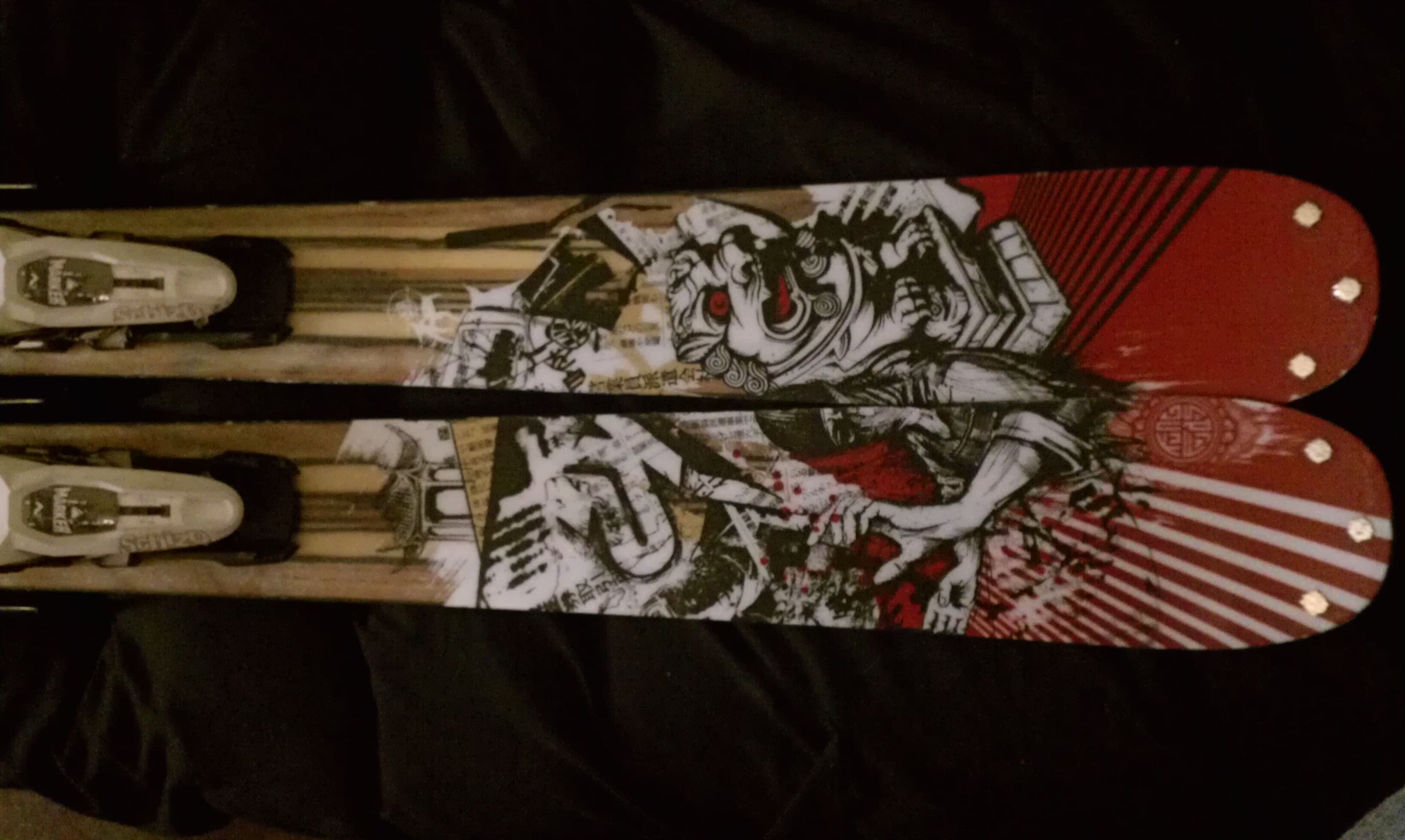 2010 Kung Fujas tail