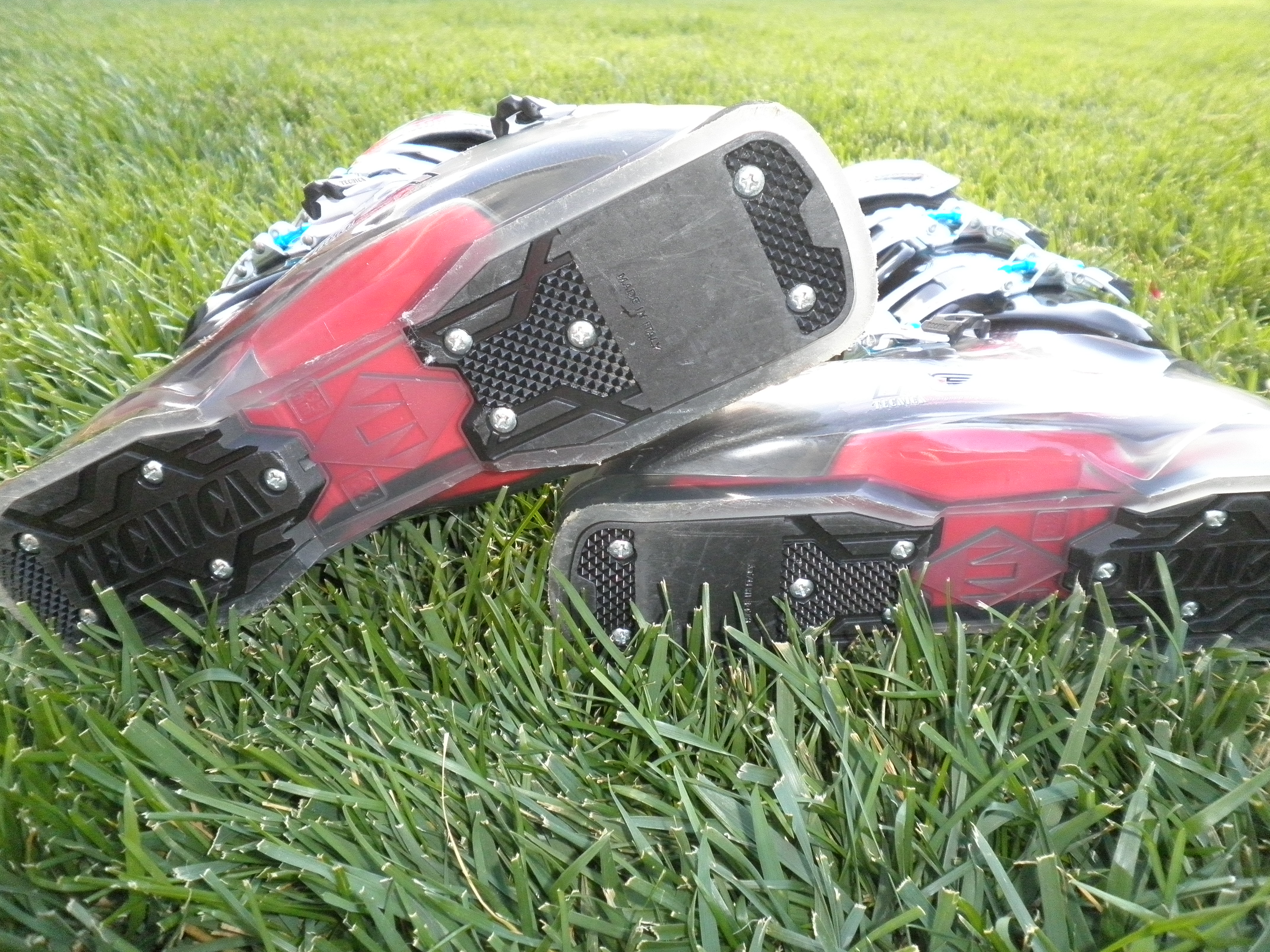 2011 Tecnica Interno Blaze