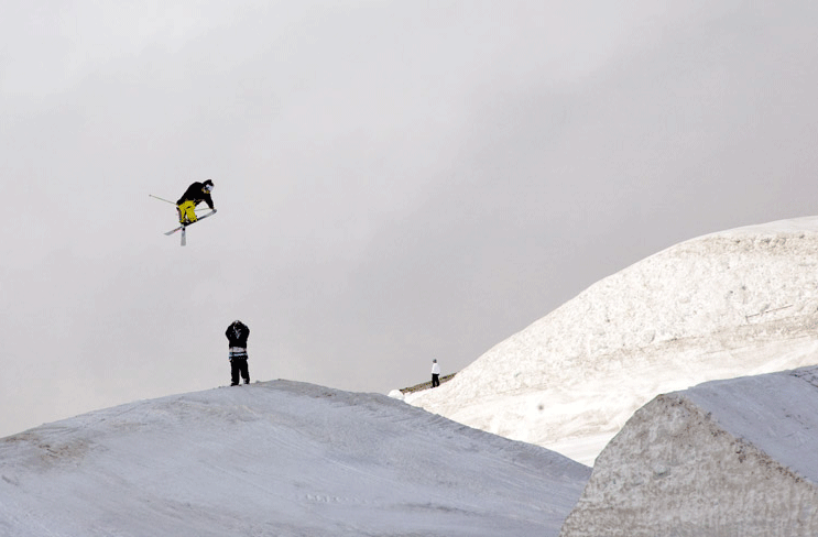 2bi4 - Brian taking a picture of me taking a picture of tim.