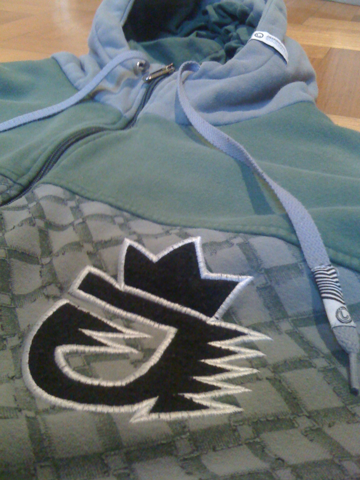 2xl Jiberish green hatchman