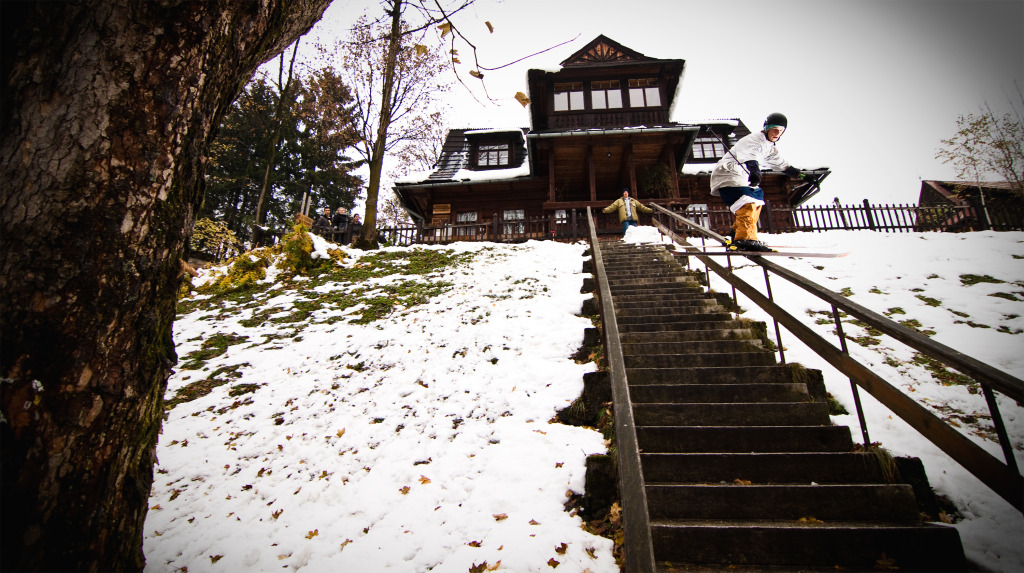 35stairs (wooden) rail