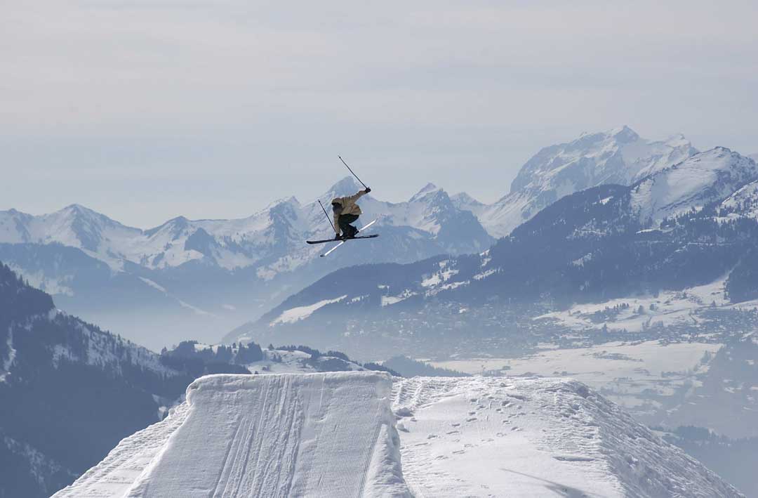 360 cross, with beautifull montains