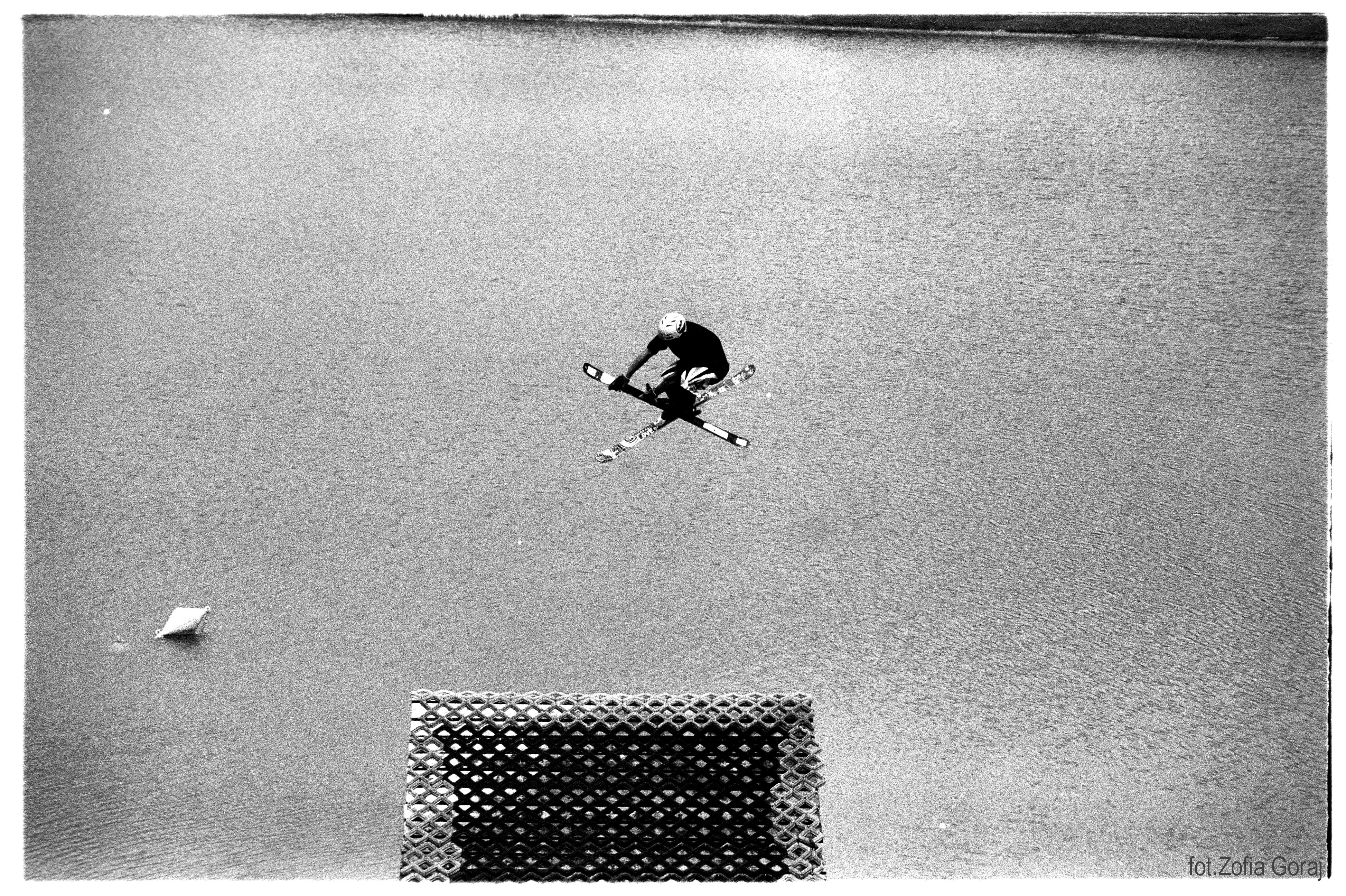 360 guitar into water