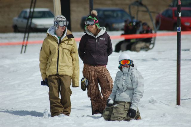 3skier chicks