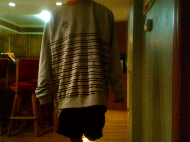 4xl ALMOST NEW jiberish stacked crew