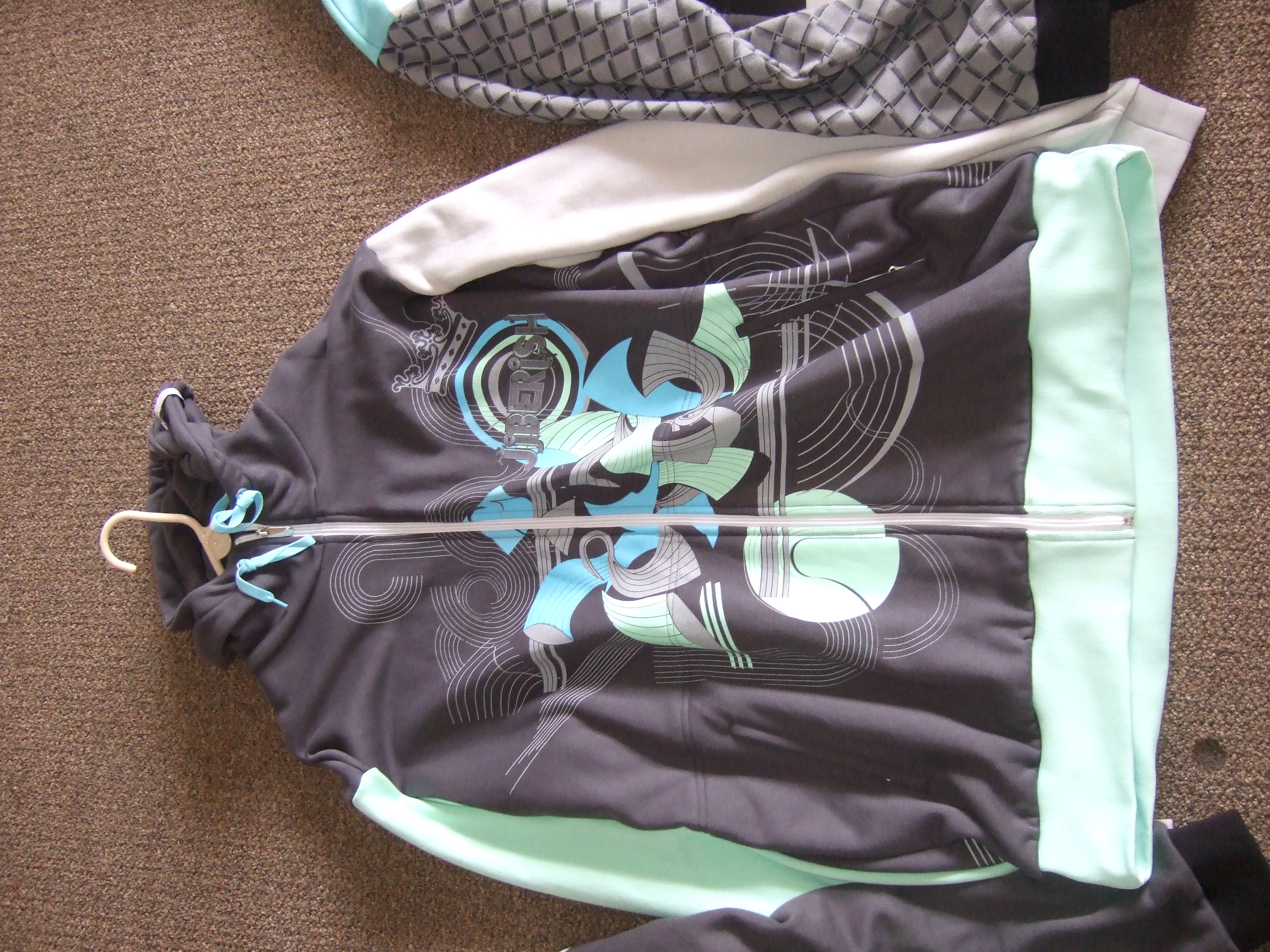 4xl twiseted charcoal