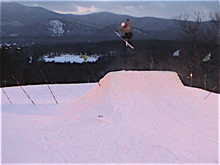 5 fort true ass tail(grainy, taken from foot)