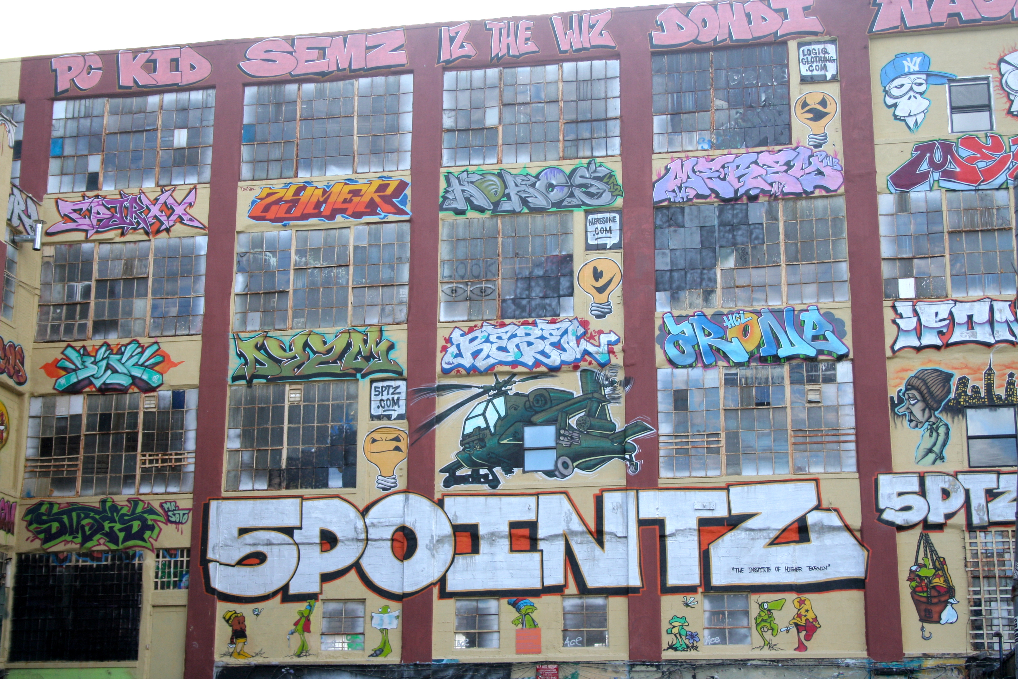 5 Pointz