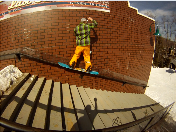 50/50 wall rail