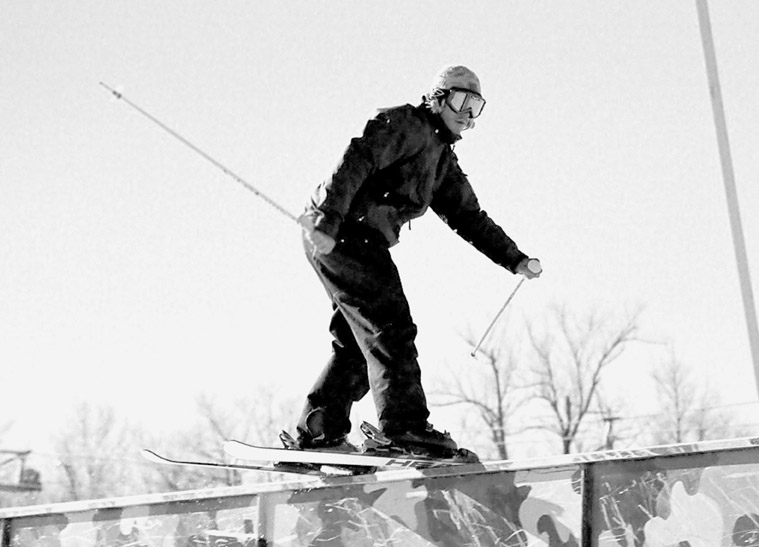50ft rail black/white steeze